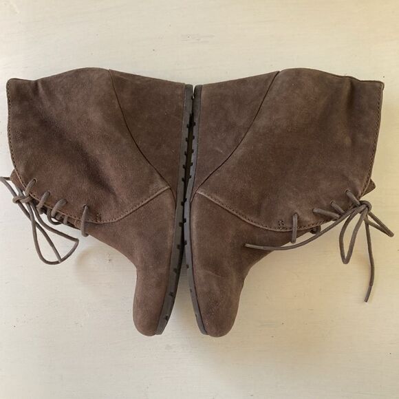 Clarks Artisan Rosepoint Dew Lace-Up Leather Suede Wedge Bootie Size 6M - Picture 9 of 11